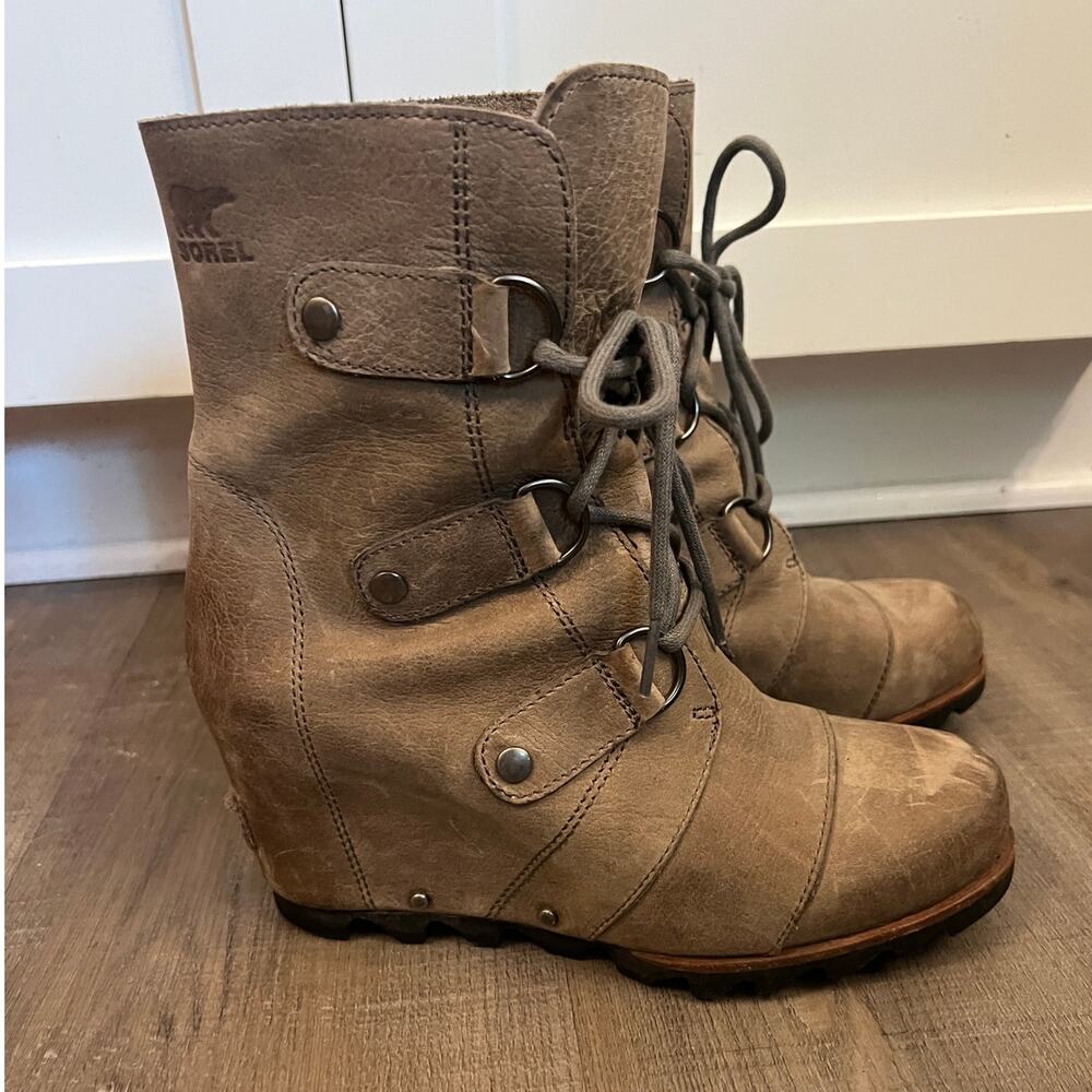 Sorel Brown Leather Joan of Arctic Wedge Boots